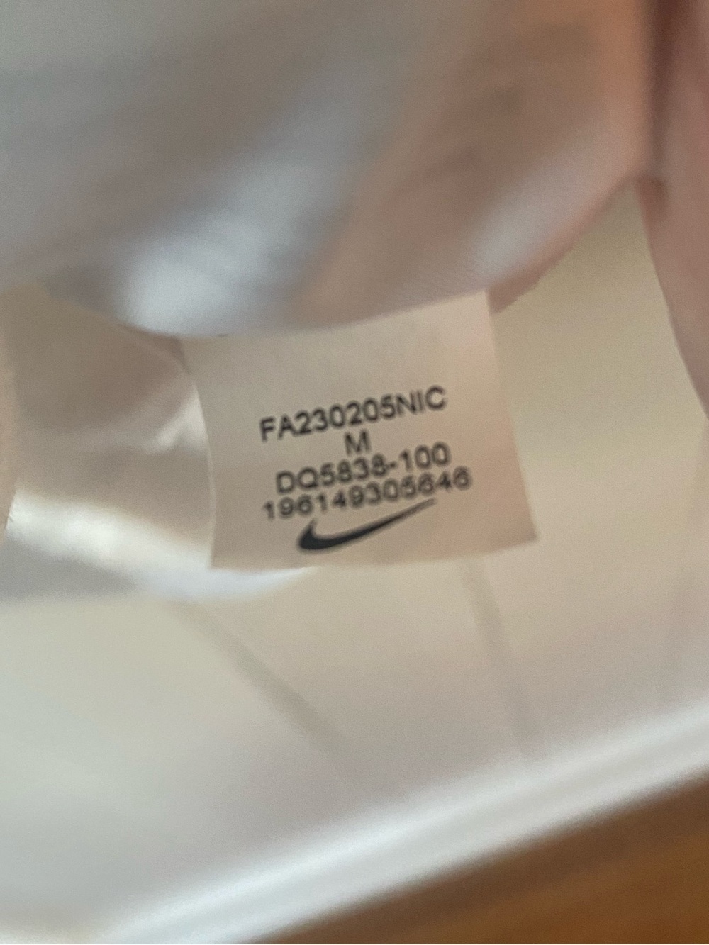 Nike White Quarter Zip Sweatshirt - Picture 5 of 6